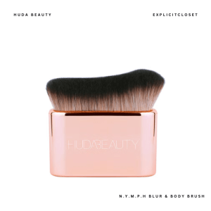 HUDA BEAUTY N.Y.M.P.H Blur and Glow Body Brush